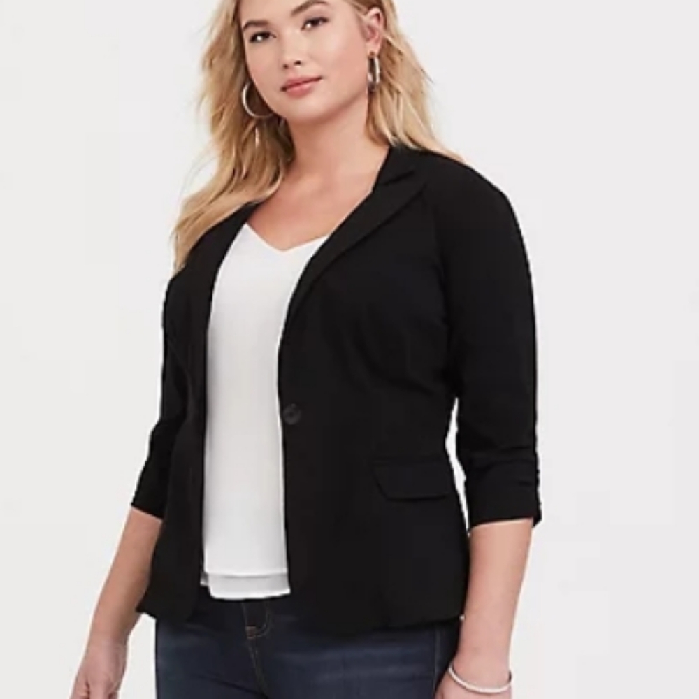 Torrid Studio Lexington Millennium Blazer Size 2